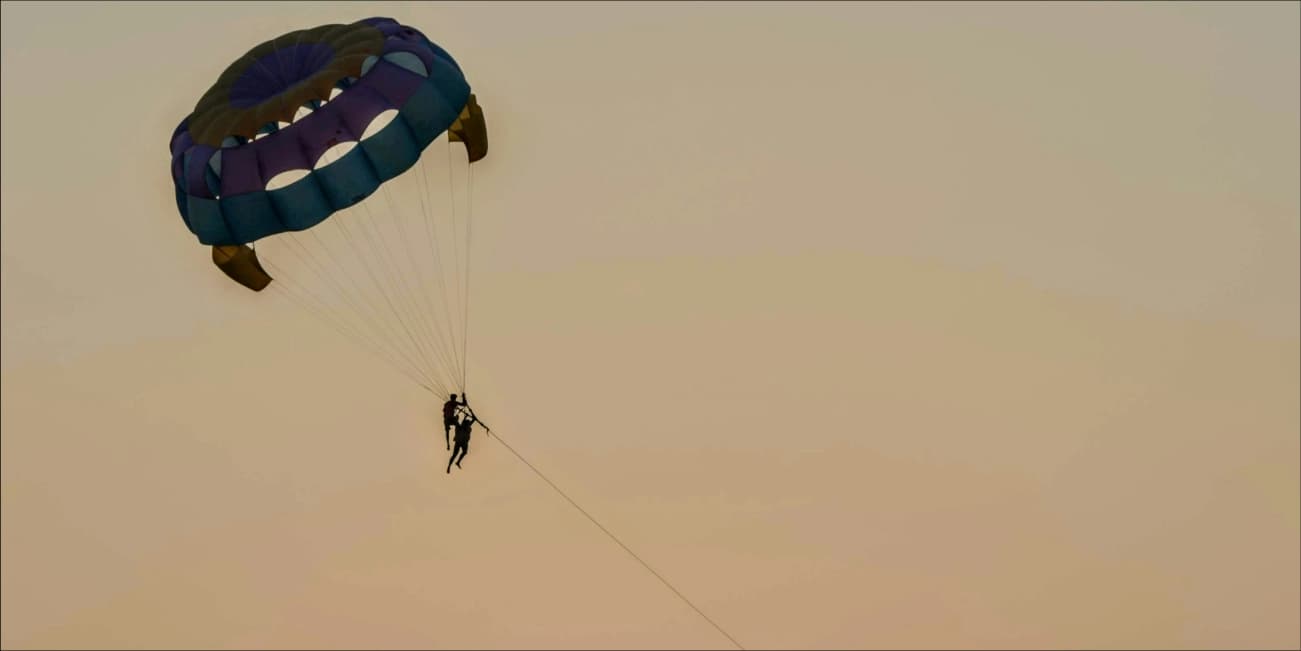 Paragliding in Bir Billing